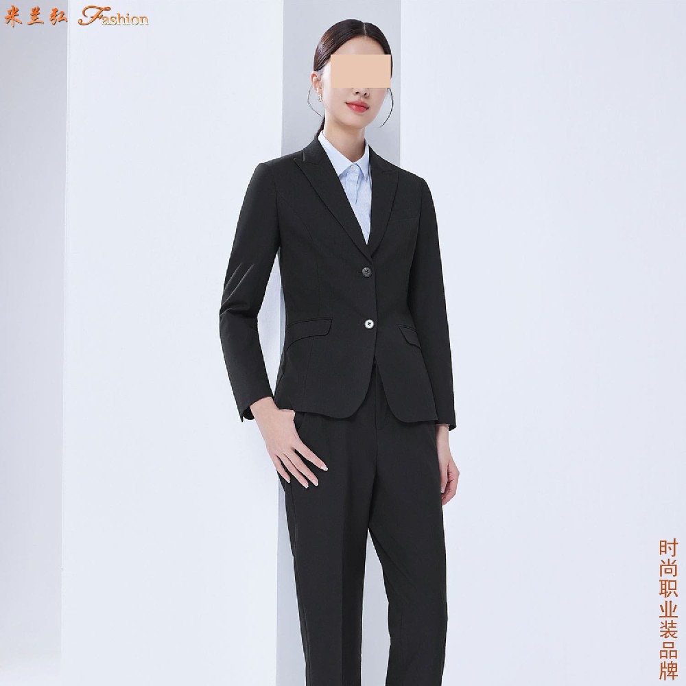 女士羊毛高档黑西服搭配图片,全羊毛高级女士西服图片